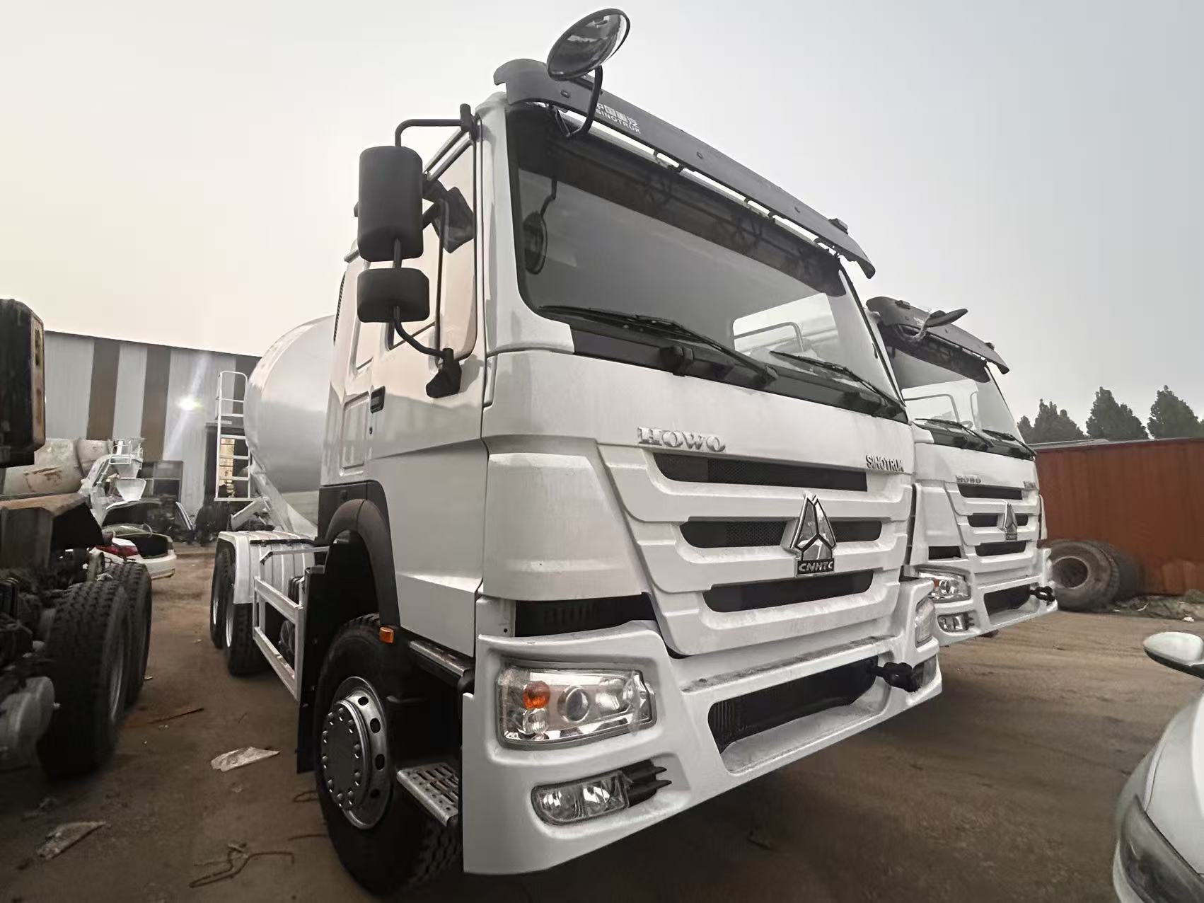 HOWO 371 6×4 12m³ Concrete Mixer Truck